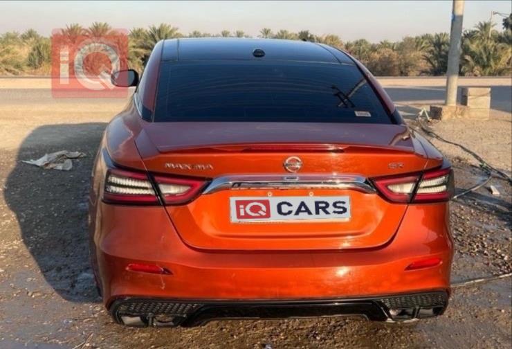 نيسان ماكسيما